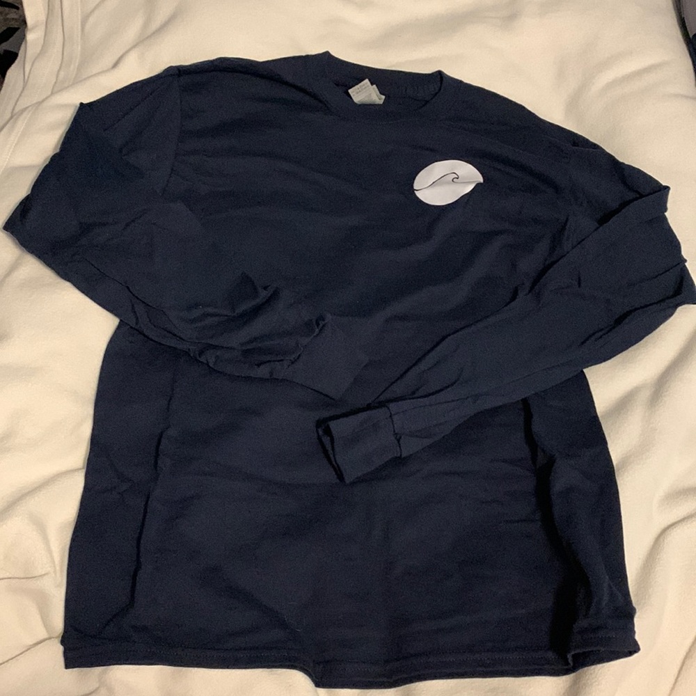 Long sleeve / Gildan / size MEDIUM